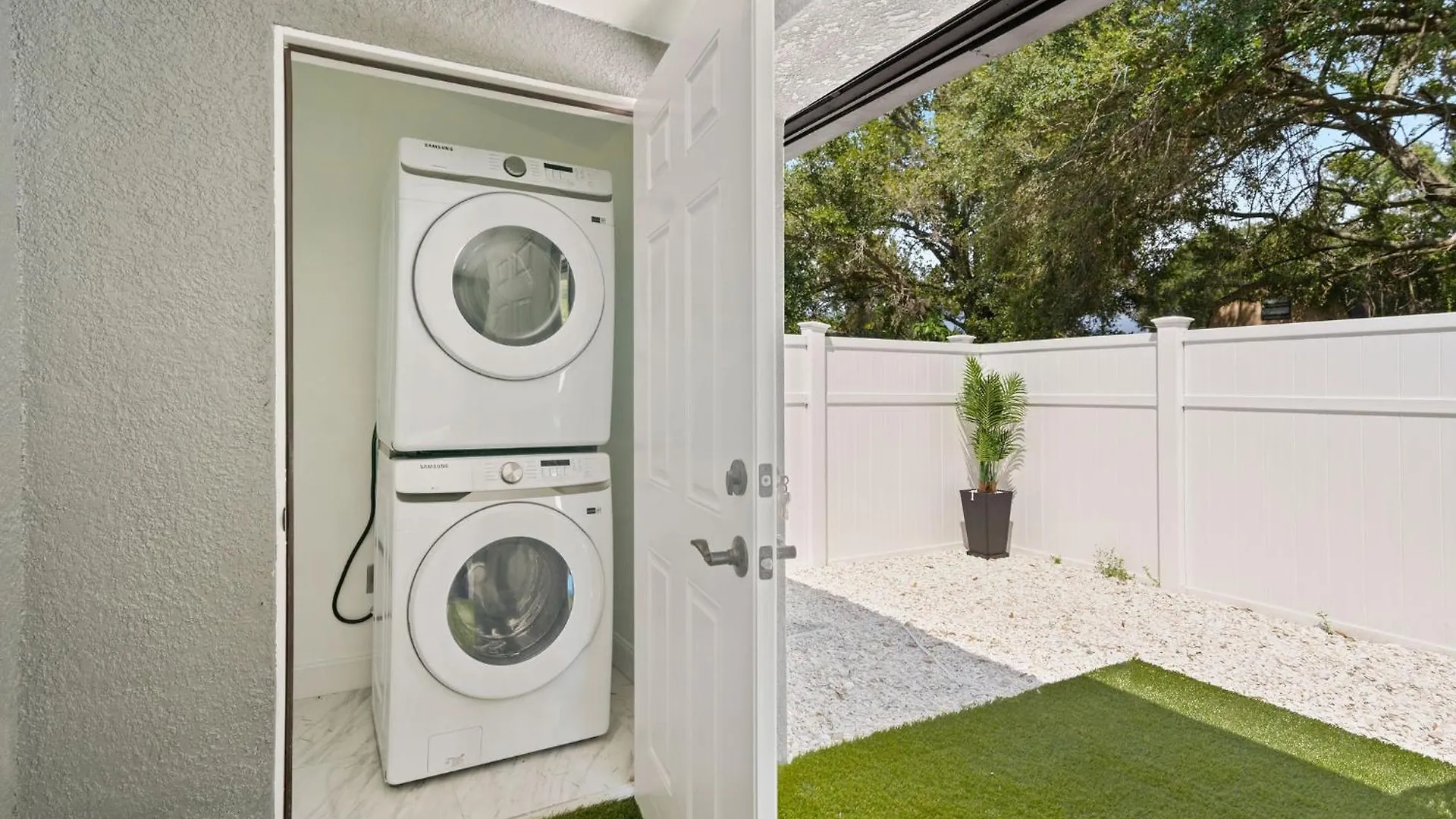 Apartment Ferienwohnung Luxury Oasis In Drew Park Tampa USA