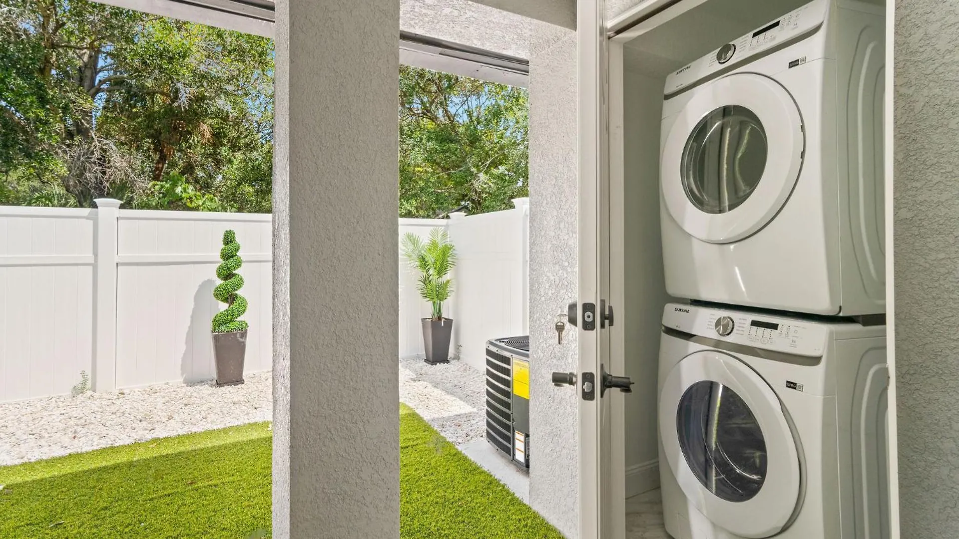 Apartment Ferienwohnung Luxury Oasis In Drew Park Tampa USA