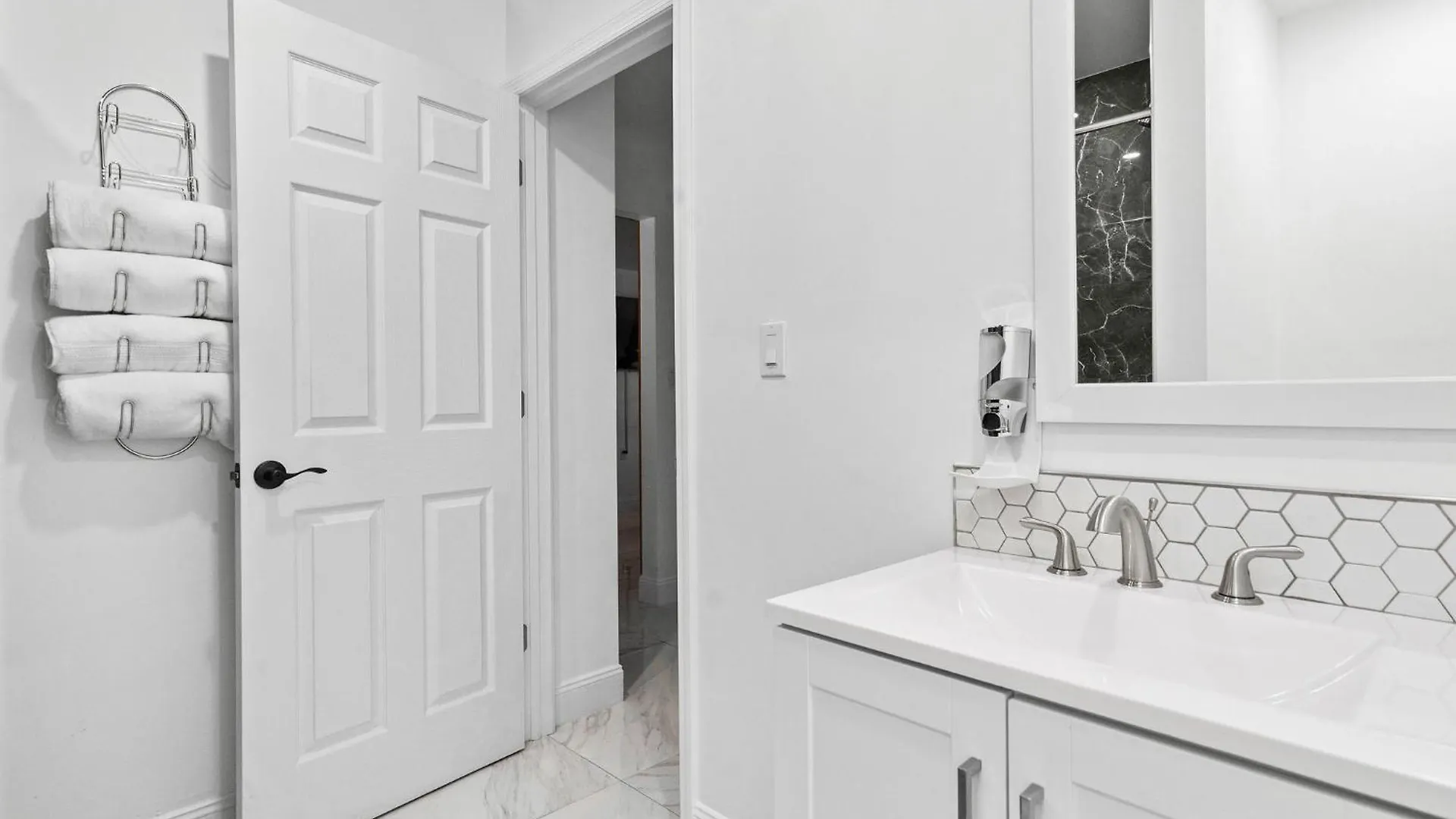 Ferienwohnung Luxury Oasis In Drew Park Tampa Apartment